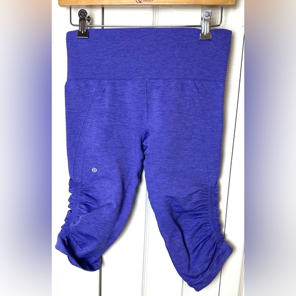 LULULEMON In The Flow Crop ll Heathered Iris Flower Purple Seamless Pants Capri - Picture 3 of 15